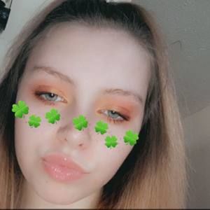 Meet your Posher, Elisa